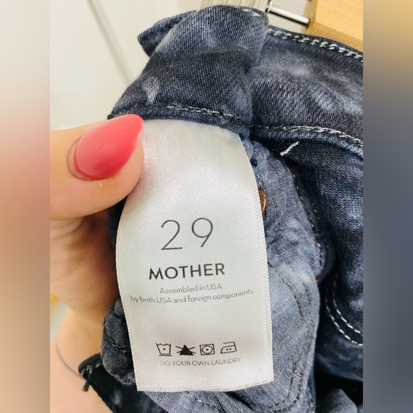 MOTHER The Super Swooner Skinny Jeans in Winding Paths print Tie-Dye Size 29 - Picture 5 of 9